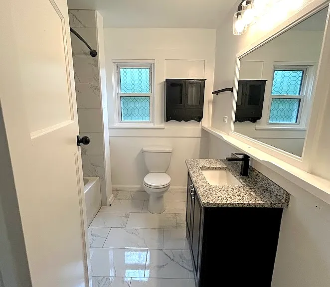 1100 Harrison Ave — Photo 6