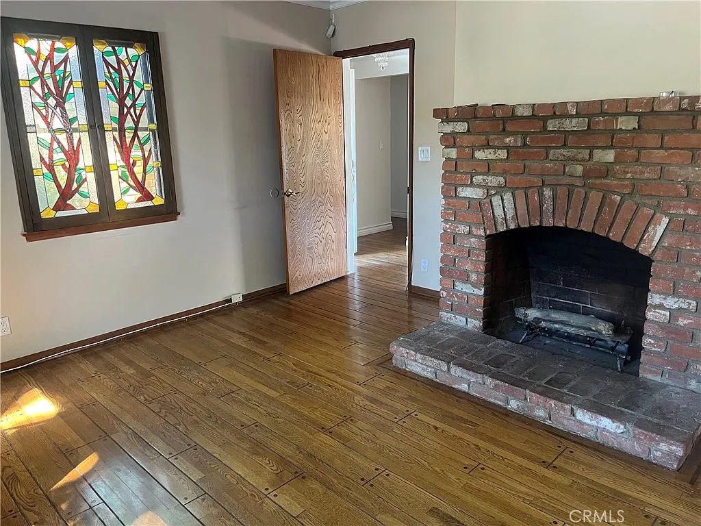 3 bed, 1694 sqft, $4,995 — Photo 3