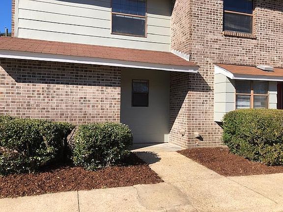 3rd image of 209 Eastmanor Dr