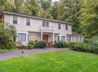 4 Tonnelier Way, Denville, NJ 07834