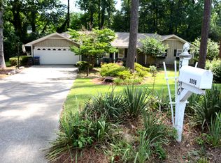 3096 Hidden Forest Dr, Snellville, GA 30078