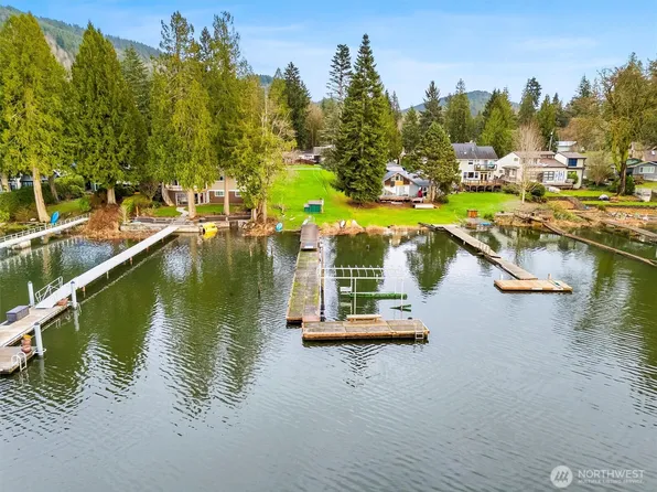 299 Friday Creek Road, Bellingham, WA 98229