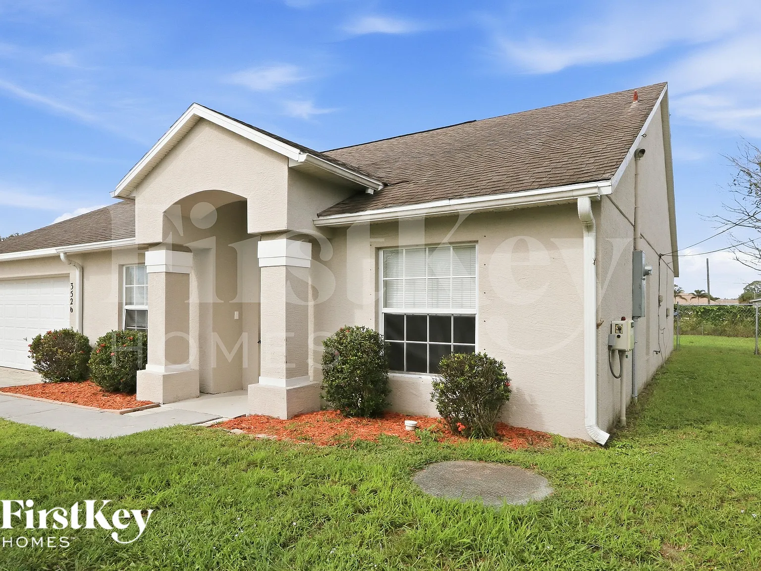 3 bed, 2.0 bath, 1808 sqft, $2,385 — Photo 1
