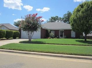 4305 Captain Dr, Killeen, TX 76549