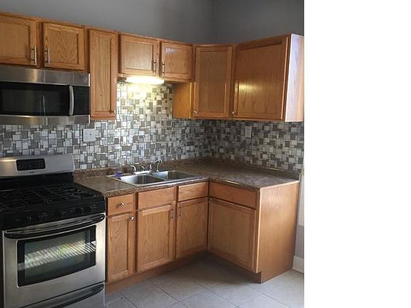 3rd image of 920 N Latrobe Ave #1