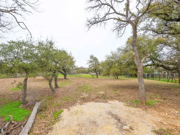 110 Stately Oak Dr, Georgetown, TX 78628