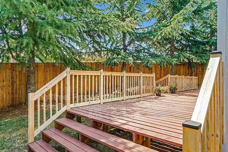 332 NE Carmen Pl — Photo 41