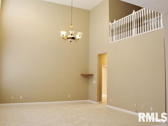 5th image of 2205 Brentwood Dr