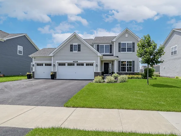 16538 S Sun Meadow Dr, Lockport, IL 60441