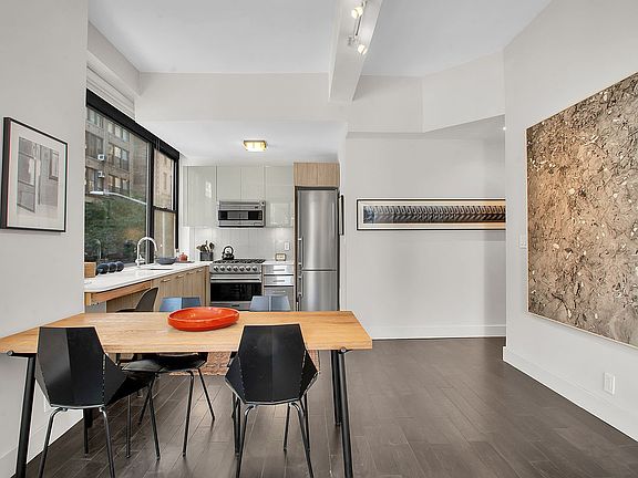 5th image of 315 7th Ave APT 2A