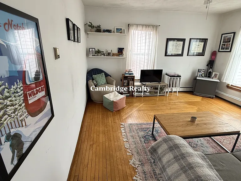 585 Somerville Ave #T — Photo 6