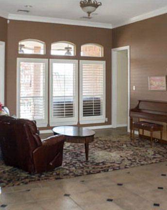 2nd image of 5501 Ashwood Ct