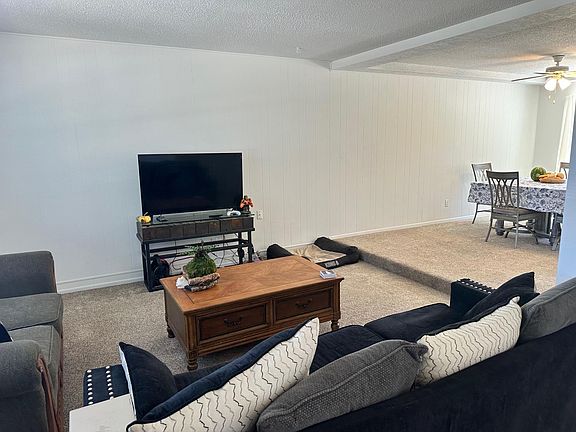 4th image of 3008 Matador Dr NE