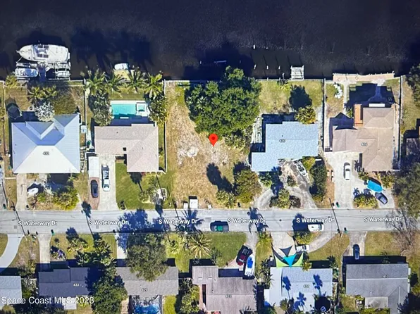 424 S Waterway Dr, Satellite Beach, FL 32937