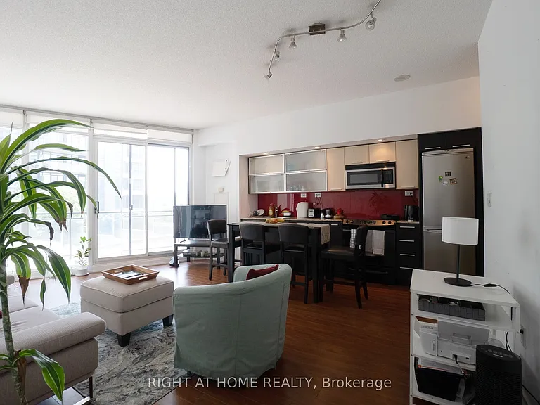 25 Capreol Ct #310 — Photo 14