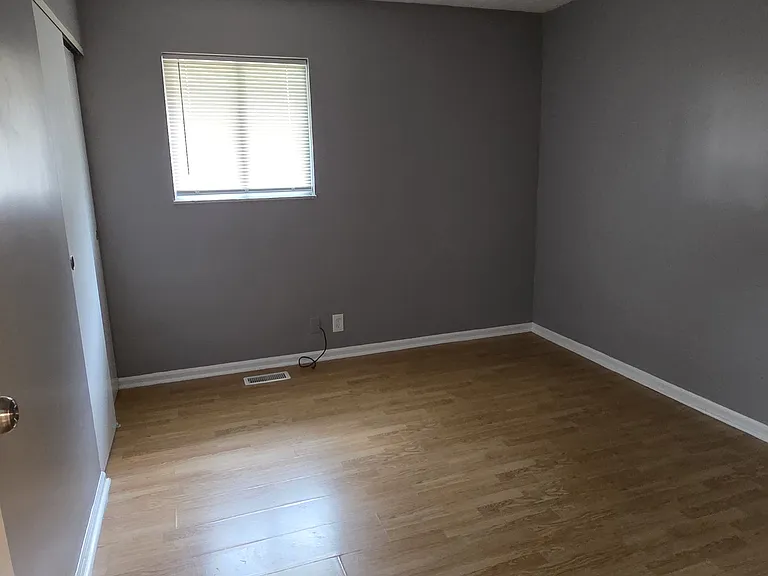 1380 Catalpa Dr — Photo 19
