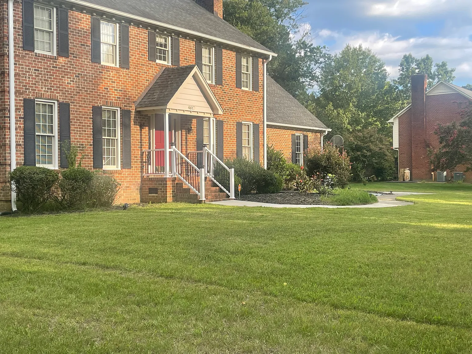 4 bed, 2.5 bath, 2664 sqft, $2,795 — Photo 3