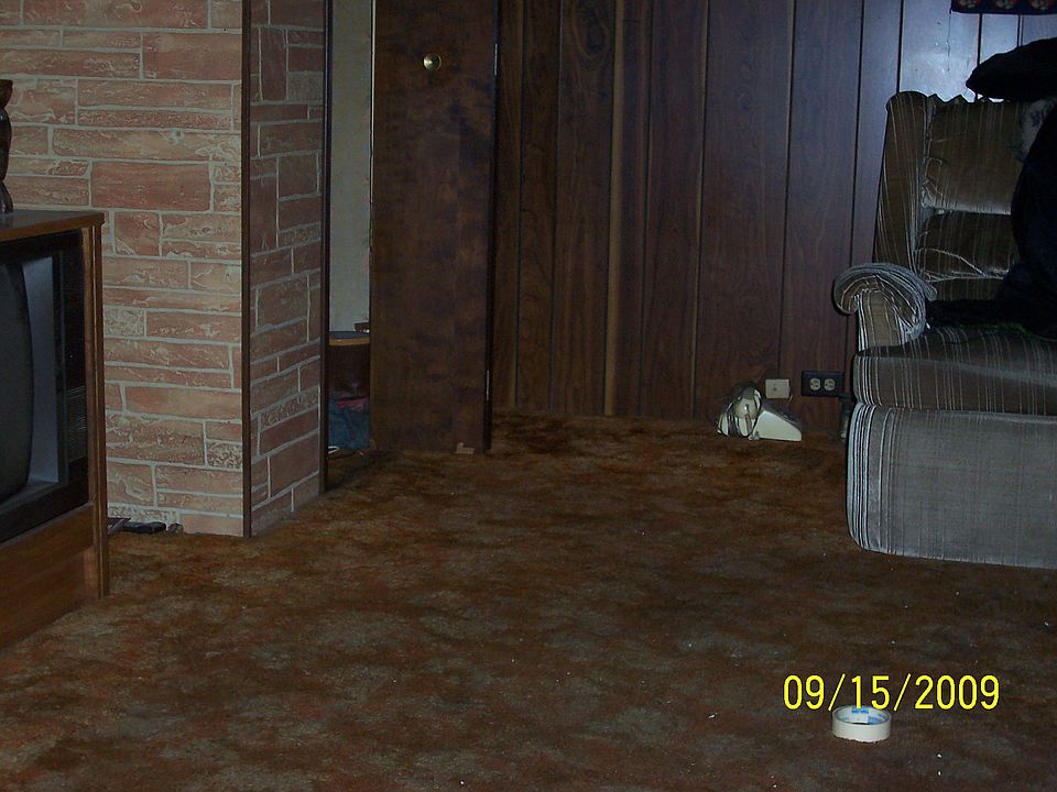 2nd image of 437 Vine St