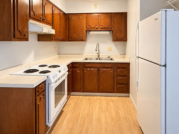 3rd image of 1736 9th Ave APT 67