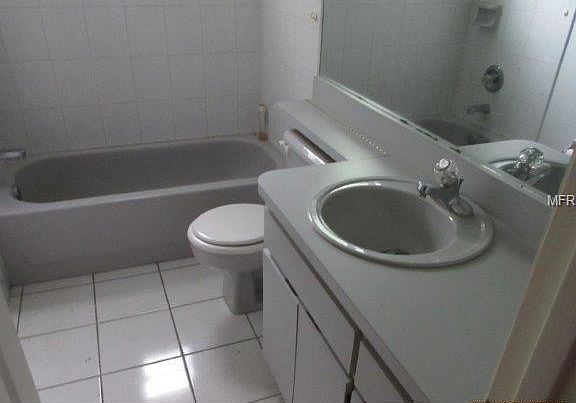 4th image of 2310 W Clifton St