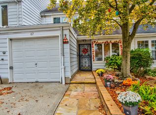67 Dover Grn, Staten Island, NY 10312