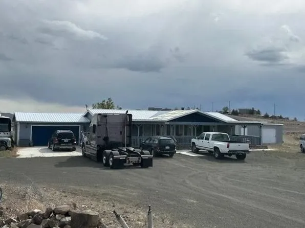 7400 Citrus St, Silver Springs, NV 89429