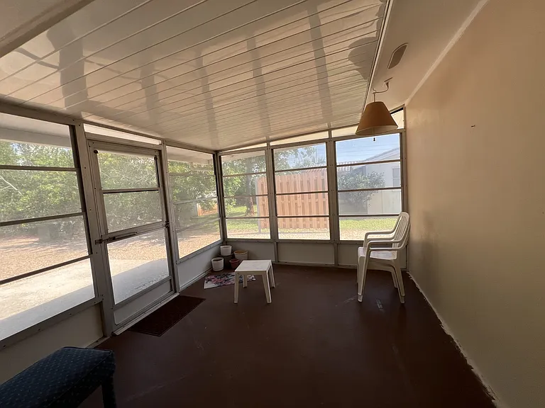 10802 Laburnum Dr — Photo 15