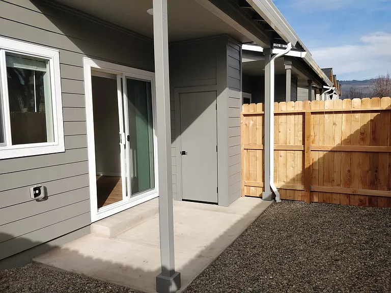 Everett Way — Photo 19