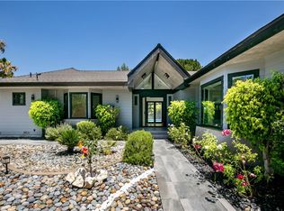17030 Countess Pl, Encino, CA 91436