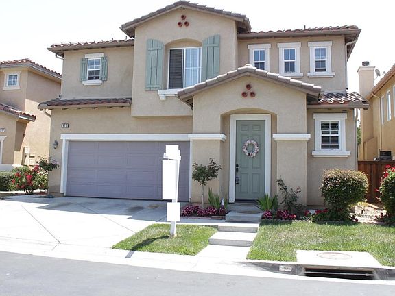 2nd image of 922 Belleza Dr
