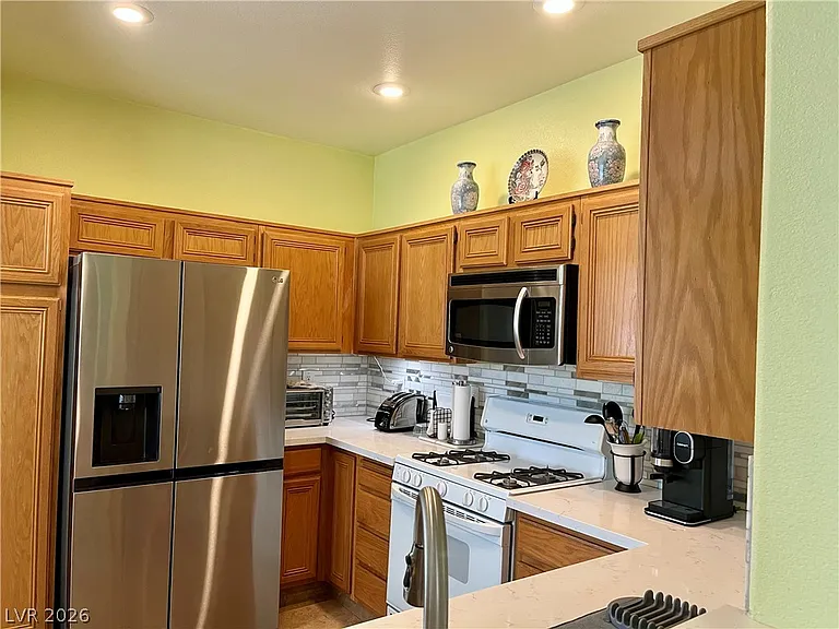 340 Jacaranda Arbor St — Photo 13