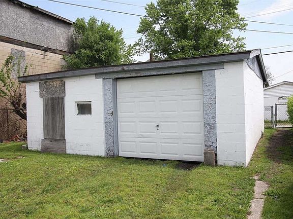 3rd image of 1719 Missouri Ave
