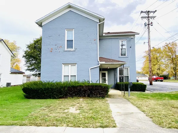 452 N Howard St, Sabina, OH 45169