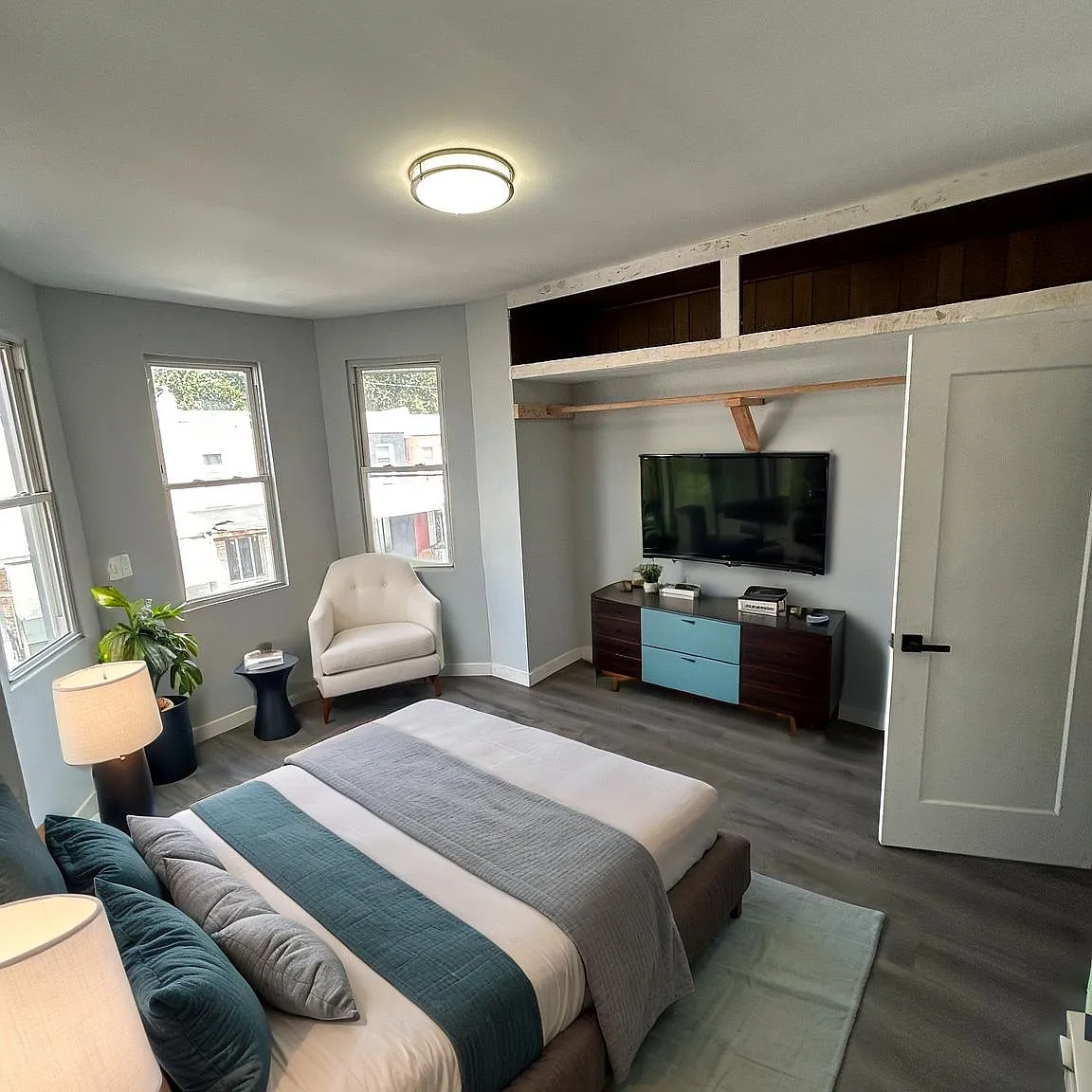 2 bed, 840 sqft, $1,300 — Photo 2
