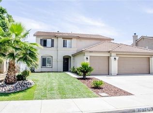 23079 Empire Penguin Rd, Wildomar, CA 92595