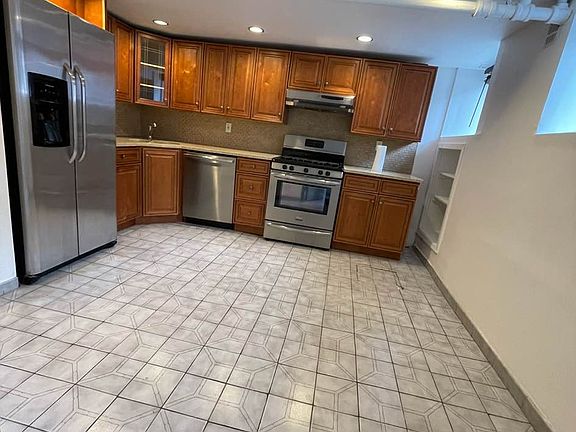 2nd image of 21-37 36th St #3