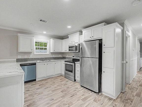 5th image of 641 MARSHBURN DRIVE