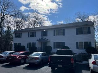 132 Arlene Dr APT 201, Effort, PA 18330