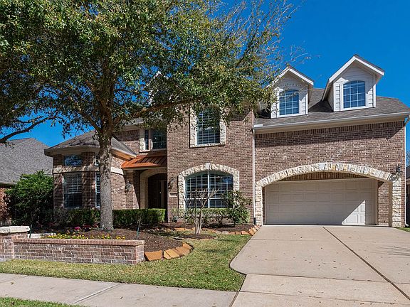 2nd image of 18814 Banyan Cove Ln