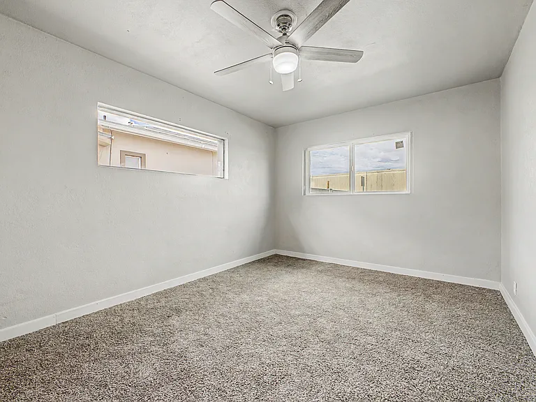 3107 N 25th Dr — Photo 14