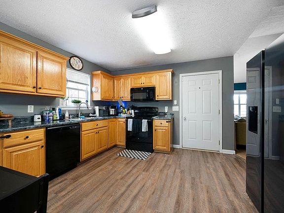 5th image of 366 Pathfinder Cir SE