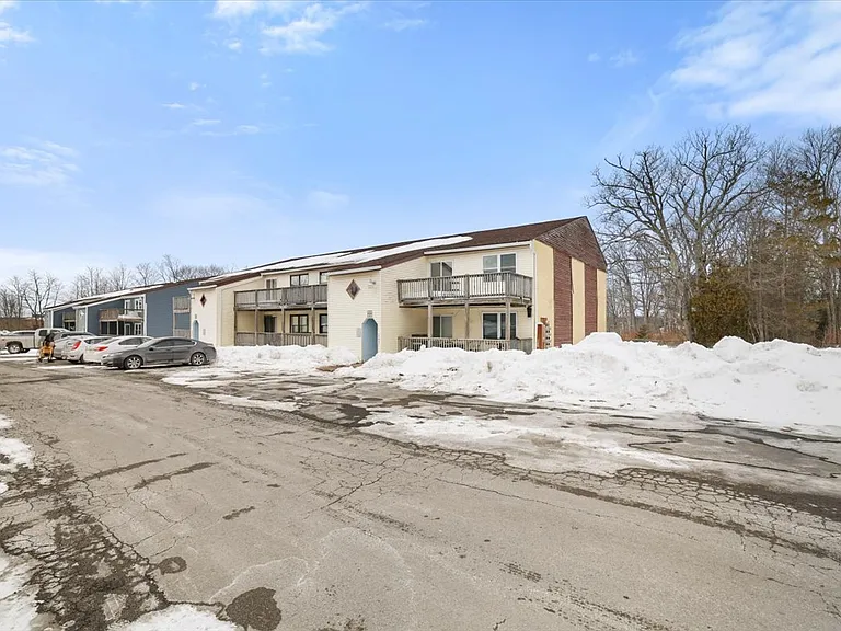 145 Snowshoe Ct #204 — Photo 23
