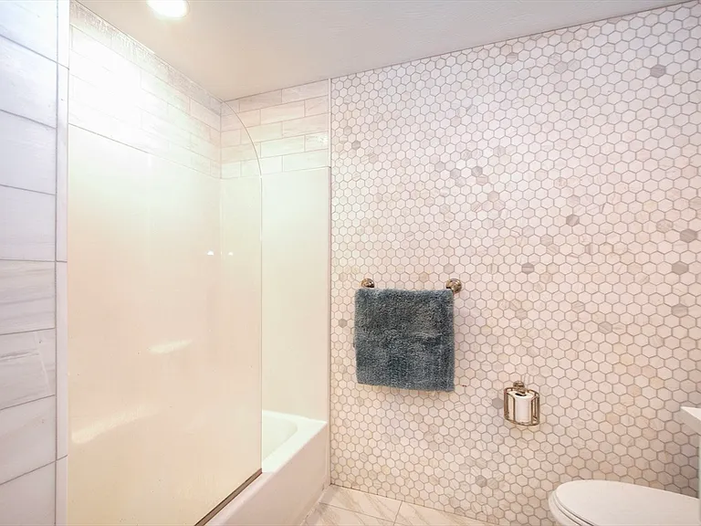 138 Elm St #30 — Photo 20