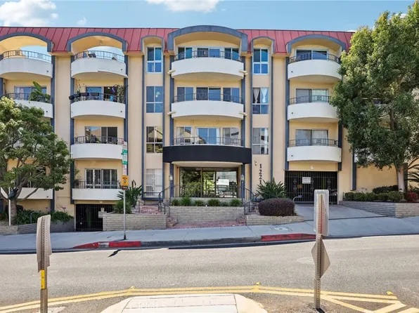1221 N Kings Rd, West Hollywood, CA 90069