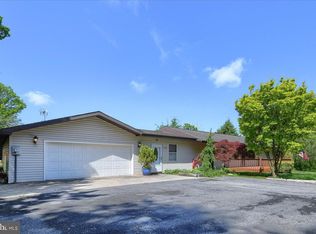 1290 Fern Rd, Harrisburg, PA 17112