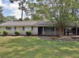 2106 Robinhood Rd, Albany, GA 31707