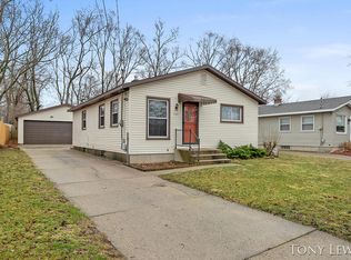 3720 Illinois Ave SW, Wyoming, MI 49509