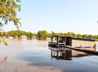 125 Riverside Dr, Cobb, GA 31735