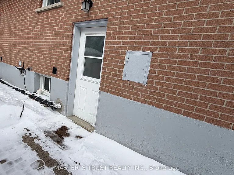 401 Osiris Dr #BASEMENT — Photo 4