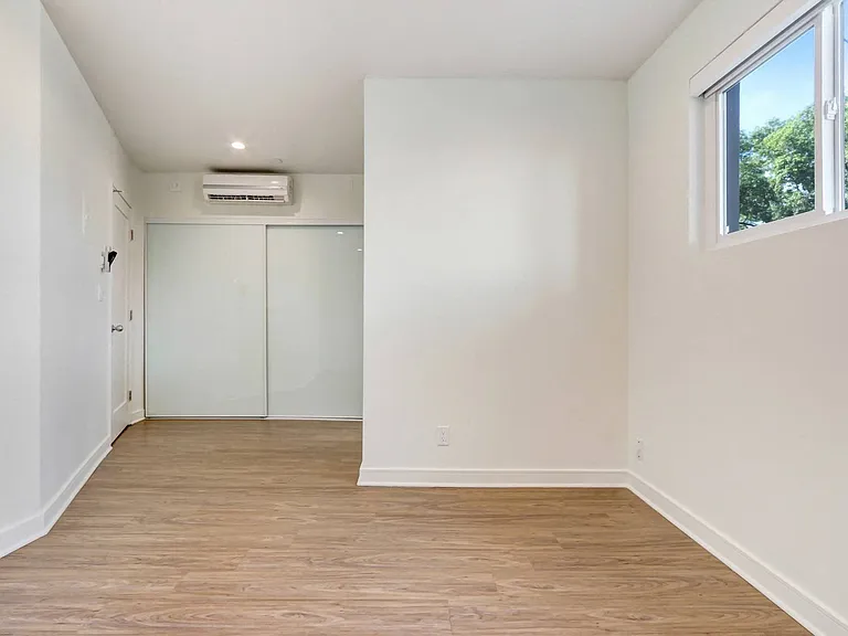 Citra Apartments — Photo 19